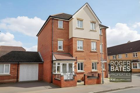 undefined, Tallow Close, Dagenham, RM9