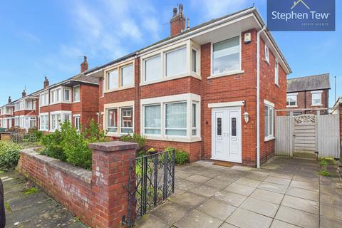 Semi-detached house - Houseman Place, Blackpool, FY4