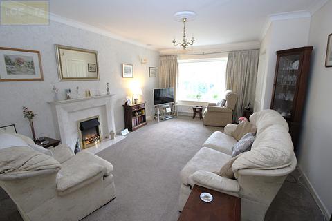 2 bedroom bungalow for sale, Melrose Crescent, Hale,