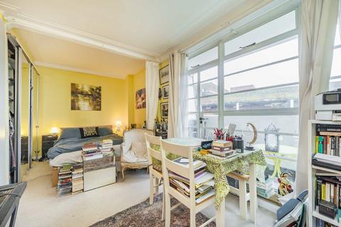 undefined, Sheen Road, Richmond TW9