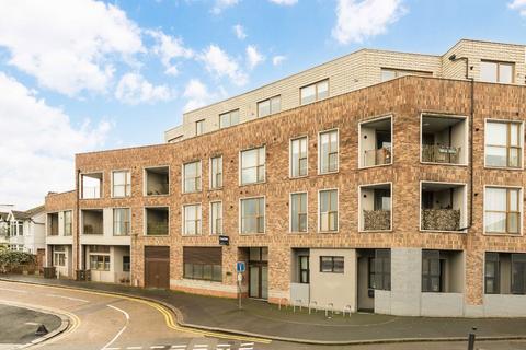 undefined, Streatham Road, Mitcham CR4