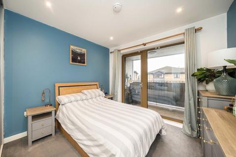 undefined, Streatham Road, Mitcham CR4