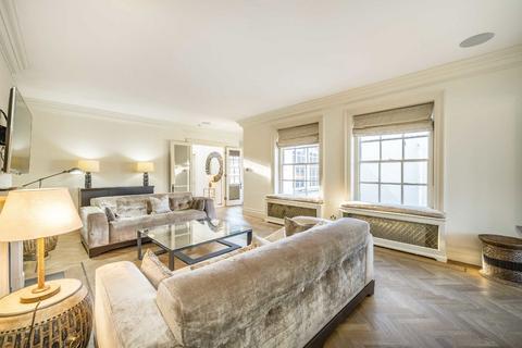 2 bedroom flat to rent, Upper Grosvenor Street, London W1K