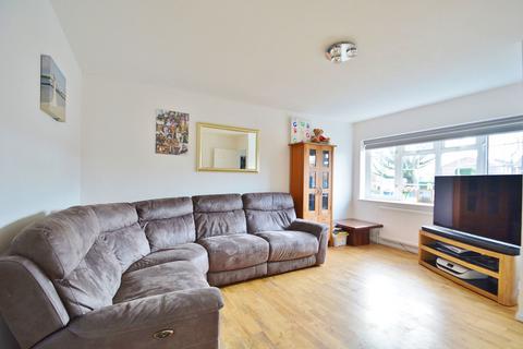 3 bedroom end of terrace house for sale, Cavalier Road, Thame, OX9 3TP