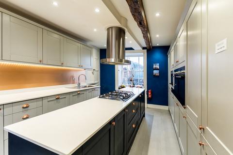 7 bedroom end of terrace house for sale, Mount Street, Brecon, LD3