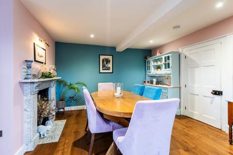 7 bedroom end of terrace house for sale, Mount Street, Brecon, LD3