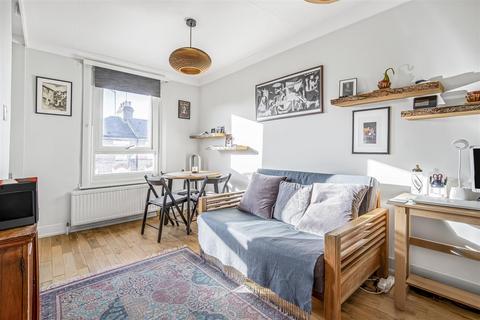 1 bedroom flat for sale, Lower Richmond Road, Putney, SW15