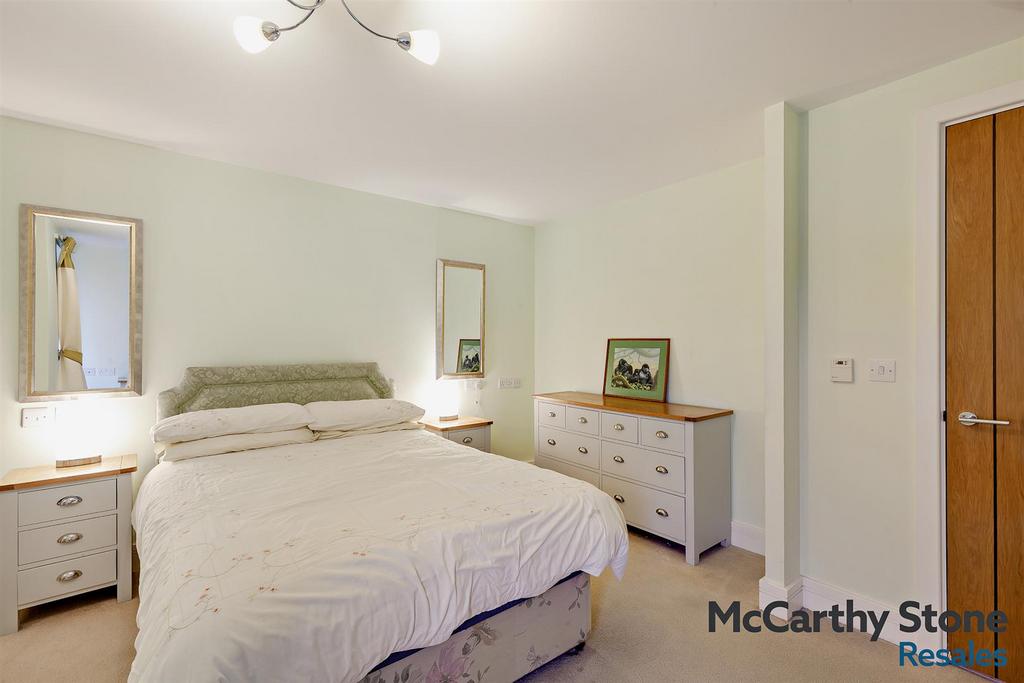 8677354-interior12-800.jpg