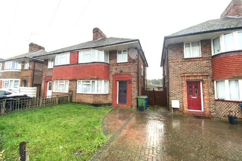 3 bedroom semi-detached house to rent, Cheyneys Avenue, Edgware, Greater London, HA8