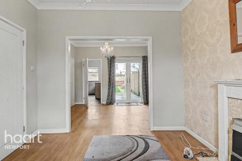 3 bedroom end of terrace house for sale, Orchard Street, Newport