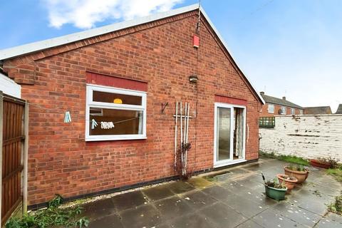 1 bedroom semi-detached bungalow for sale, 2 Matthew Thomas Court, Beeston, NG9 2FL