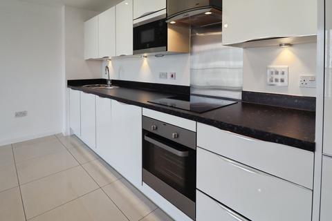 2 bedroom flat for sale, Ferry Court, Cardiff, CF11