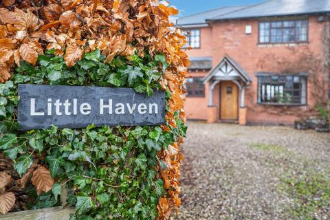3 bedroom semi-detached house for sale, Rugby Road, Weston Under Wetherley Leamington Spa, Warwickshire CV33 9BW