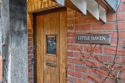 3 bedroom semi-detached house for sale, Rugby Road, Weston Under Wetherley Leamington Spa, Warwickshire CV33 9BW