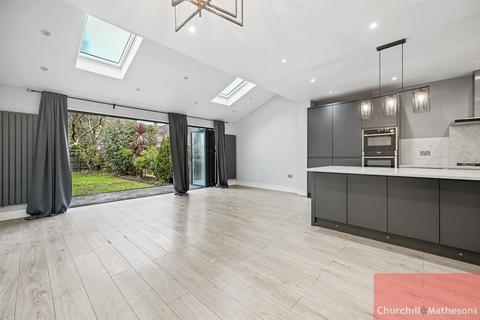 5 bedroom semi-detached house to rent, Western Avenue, London, W3 6