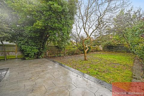 5 bedroom semi-detached house to rent, Western Avenue, London, W3 6