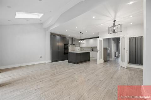 5 bedroom semi-detached house to rent, Western Avenue, London, W3 6