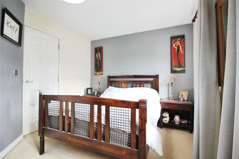 undefined, Ducketts Mead, Reading RG2