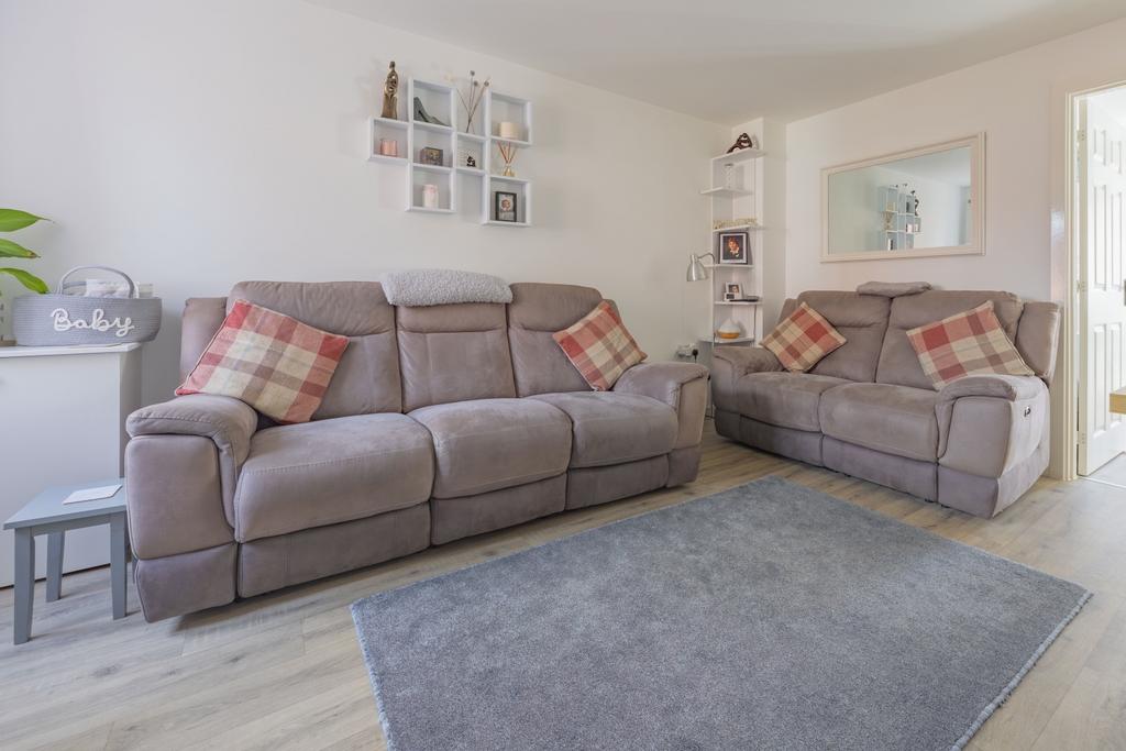 Ewemove Taunton  Channon Road (2)