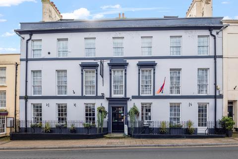 Hospitality for sale, 32 High West St Dorchester DT1 1UP