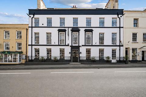 Hospitality for sale, 32 High West St Dorchester DT1 1UP