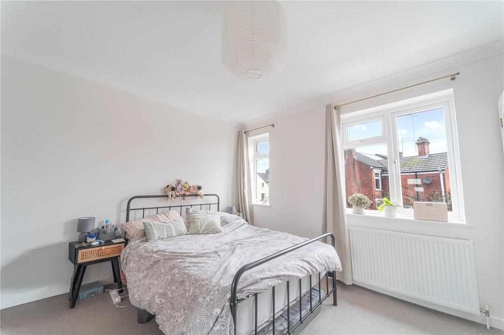 Weston Road, Colchester, Essex, CO2 2 bed end of terrace house for sale ...