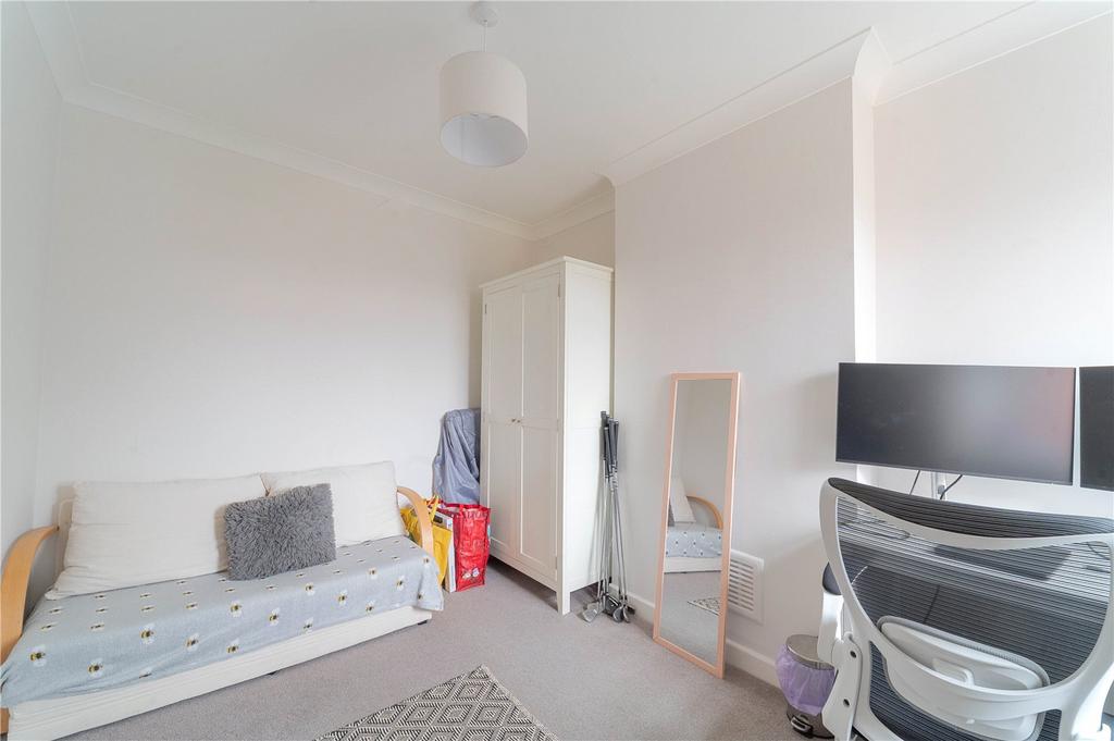 Weston Road, Colchester, Essex, CO2 2 bed end of terrace house for sale ...