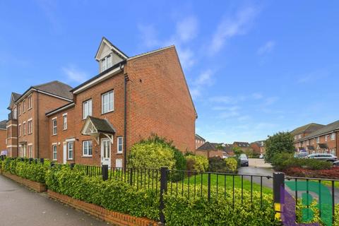 4 bedroom end of terrace house for sale, Station Road, Milton Keynes MK17
