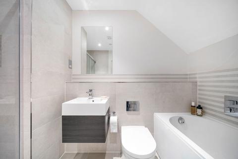 2 bedroom maisonette for sale, Oval Road, Croydon CR0