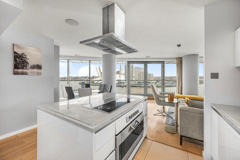 3 bedroom flat for sale, New Providence Wharf, 1 Fairmont Avenue, Isle Of Dogs, London, E14.