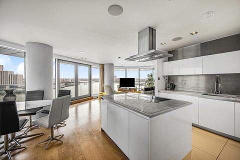 3 bedroom flat for sale, New Providence Wharf, 1 Fairmont Avenue, Isle Of Dogs, London, E14.