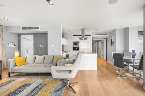 3 bedroom flat for sale, New Providence Wharf, 1 Fairmont Avenue, Isle Of Dogs, London, E14.