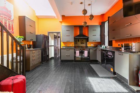 5 bedroom terraced house to rent, George Street, Brighton, BN2