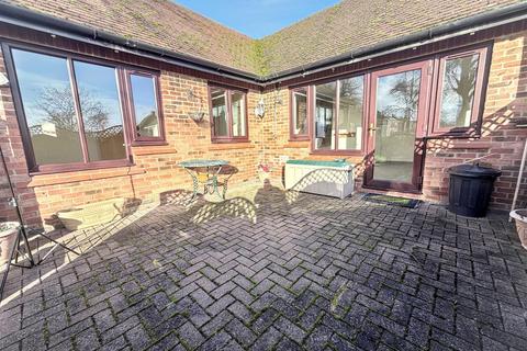 undefined, Knowles Green, Bletchley MK2