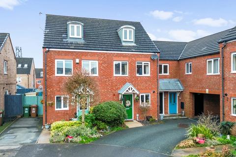Newlove Avenue, St. Helens, WA10