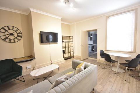 2 bedroom flat to rent, Mowbray Street, Newcastle Upon Tyne