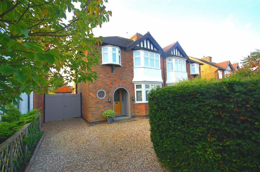 Davies Road, West Bridgford 3 bed semidetached house £340,000