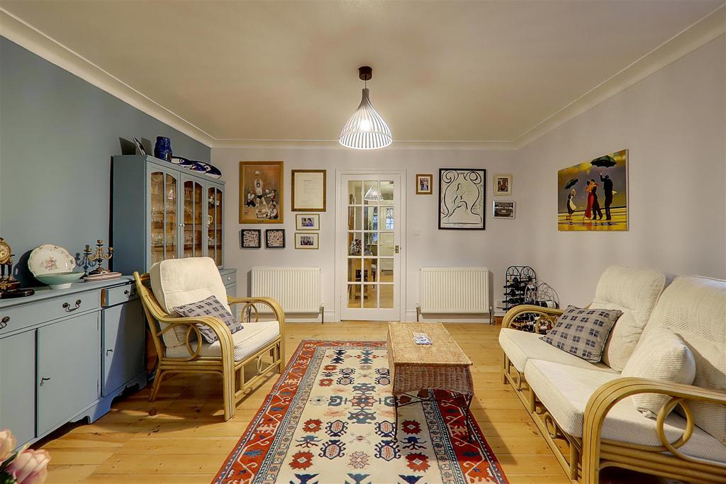 IMG 4207-IMG 4209.jpg