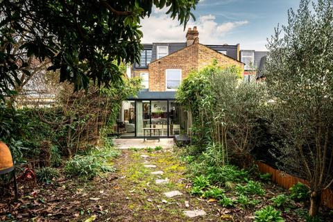 4 bedroom house for sale, Aldbourne Road