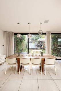 4 bedroom house for sale, Aldbourne Road