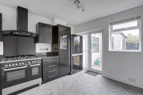 undefined, Victor Crescent, Nottingham NG10