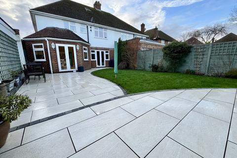 4 bedroom semi-detached house for sale, Hemel Hempstead HP3