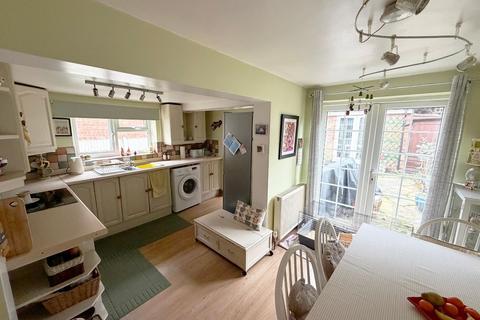 undefined, Near Town, Olney, MK46