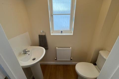 3 bedroom detached house to rent, Blackberry Way, Whitstable, CT5