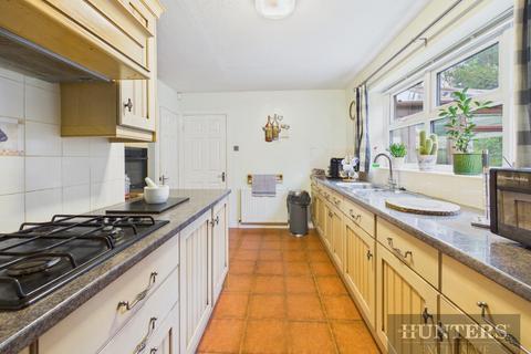 3 bedroom detached bungalow for sale, Newby Farm Road, Scarborough