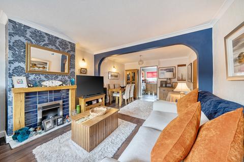 2 bedroom end of terrace house for sale, Chapel Lane, Uxbridge