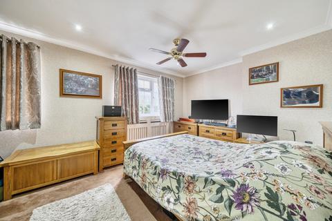 2 bedroom end of terrace house for sale, Chapel Lane, Uxbridge