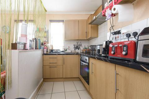 2 bedroom flat for sale, The Broadway, Mill Hill, London, NW7