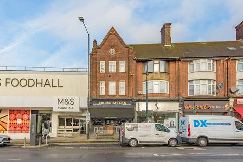 2 bedroom flat for sale, The Broadway, Mill Hill, London, NW7