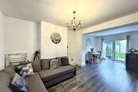 undefined, 14 Mount Park Road, Pinner, Middlesex, HA5 2JR